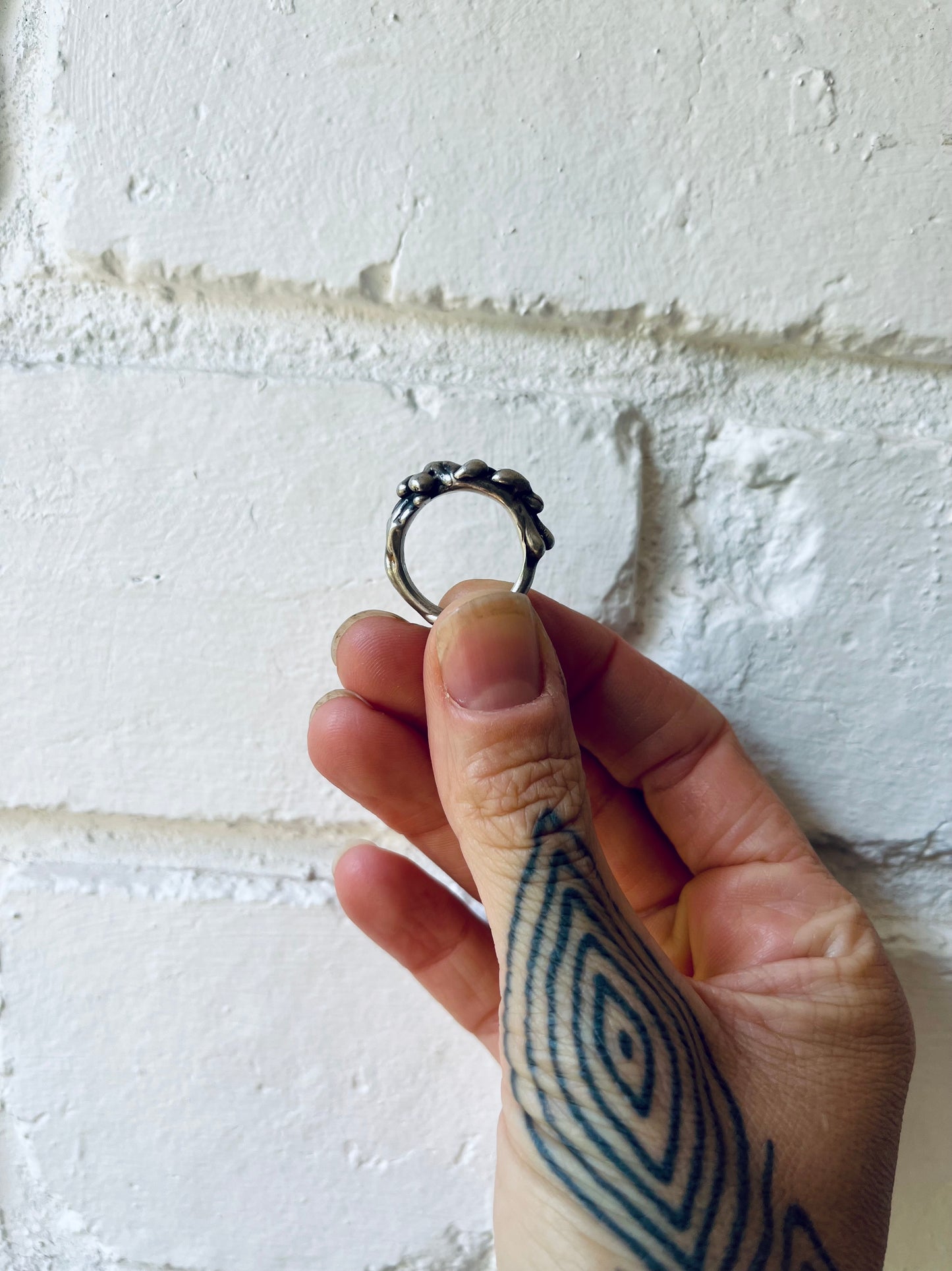 drippy band ring