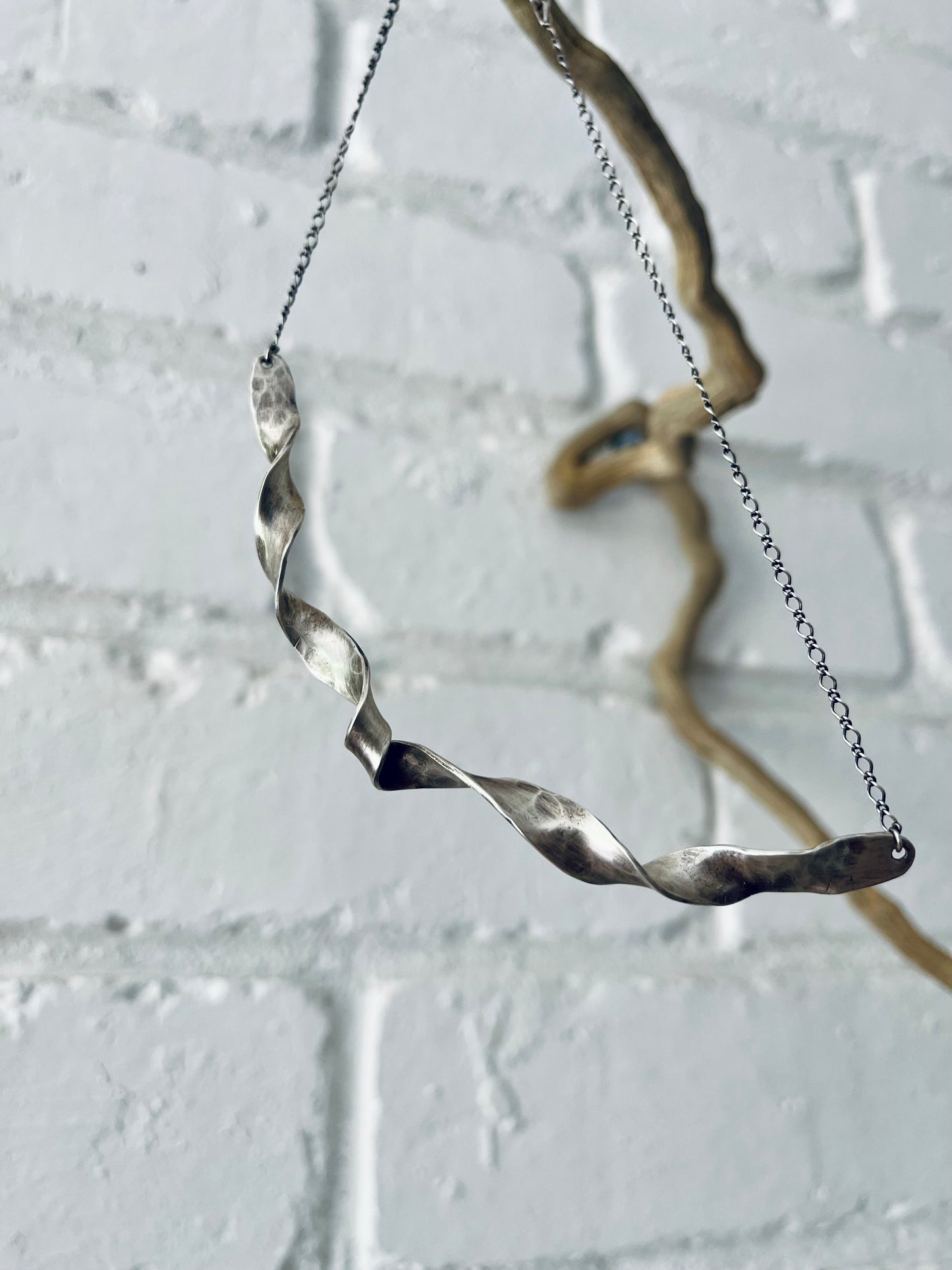 twisted chain necklace ‘the shorty’