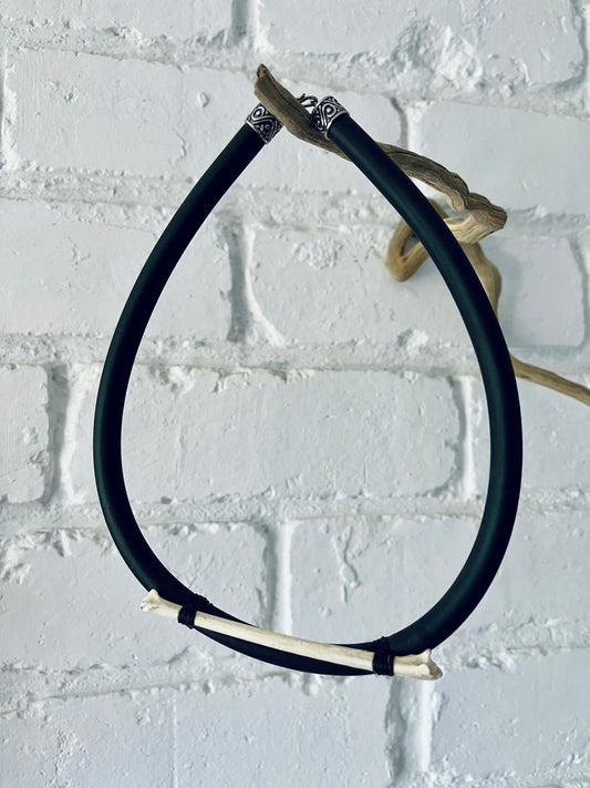 bone torque choker