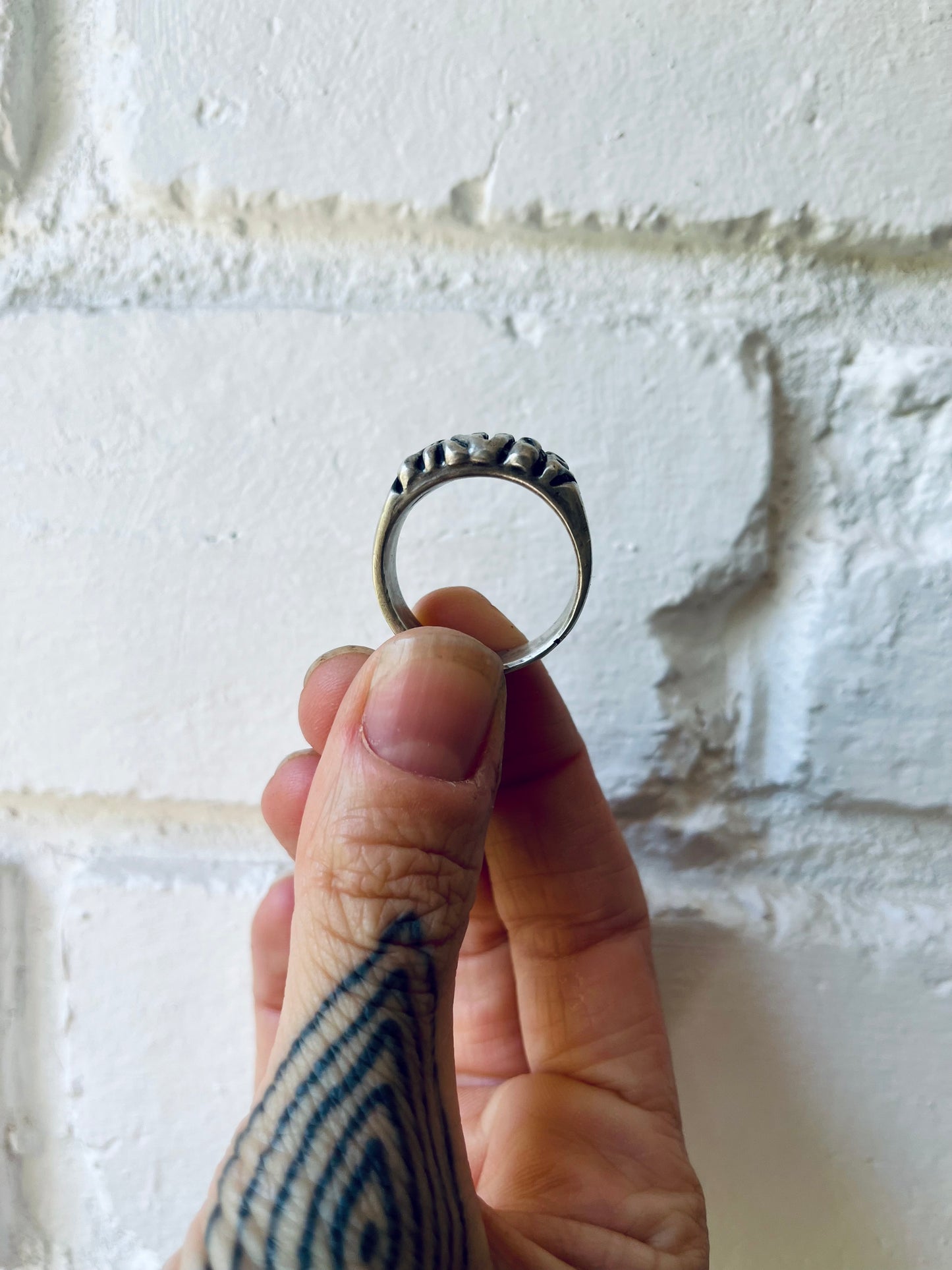 striped thumb ring | sample design