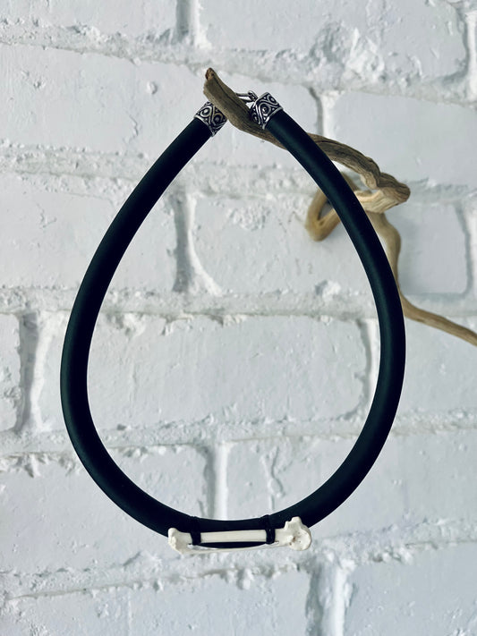bone torque choker