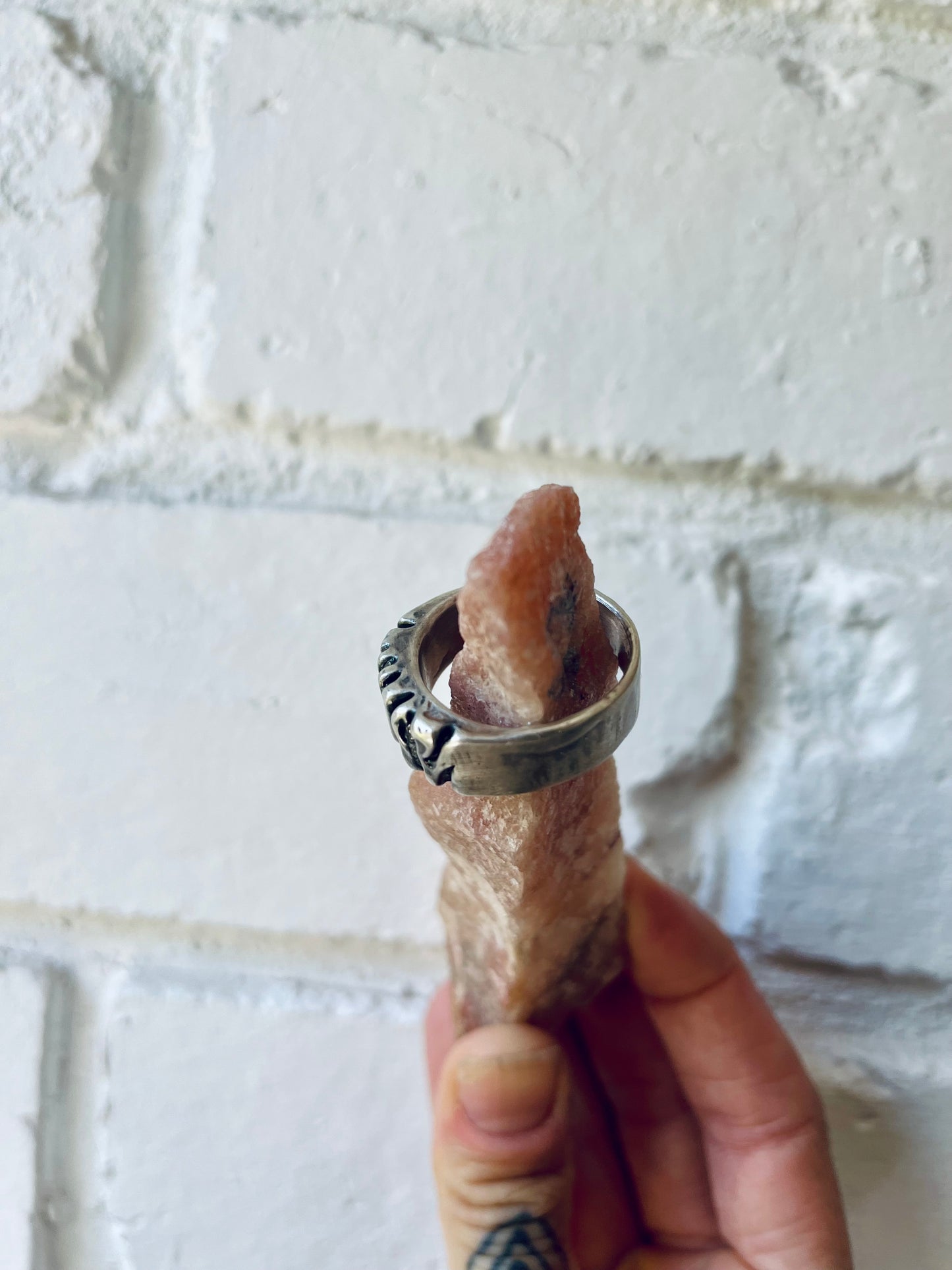 striped thumb ring | sample design